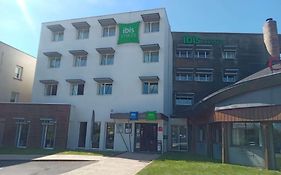 Hôtel ibis Pontivy Exterior photo
